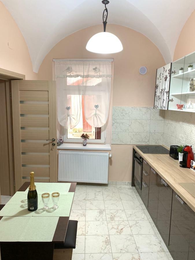 36 Central Residence Брашов Экстерьер фото
